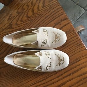 SEYCHELLES Cat Face flats size 6